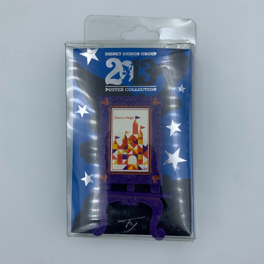 DISNEY WDW DR 2013 POSTER
ART APRIL CASTLE